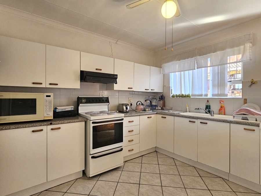 3 Bedroom Property for Sale in C Place Eastern Cape